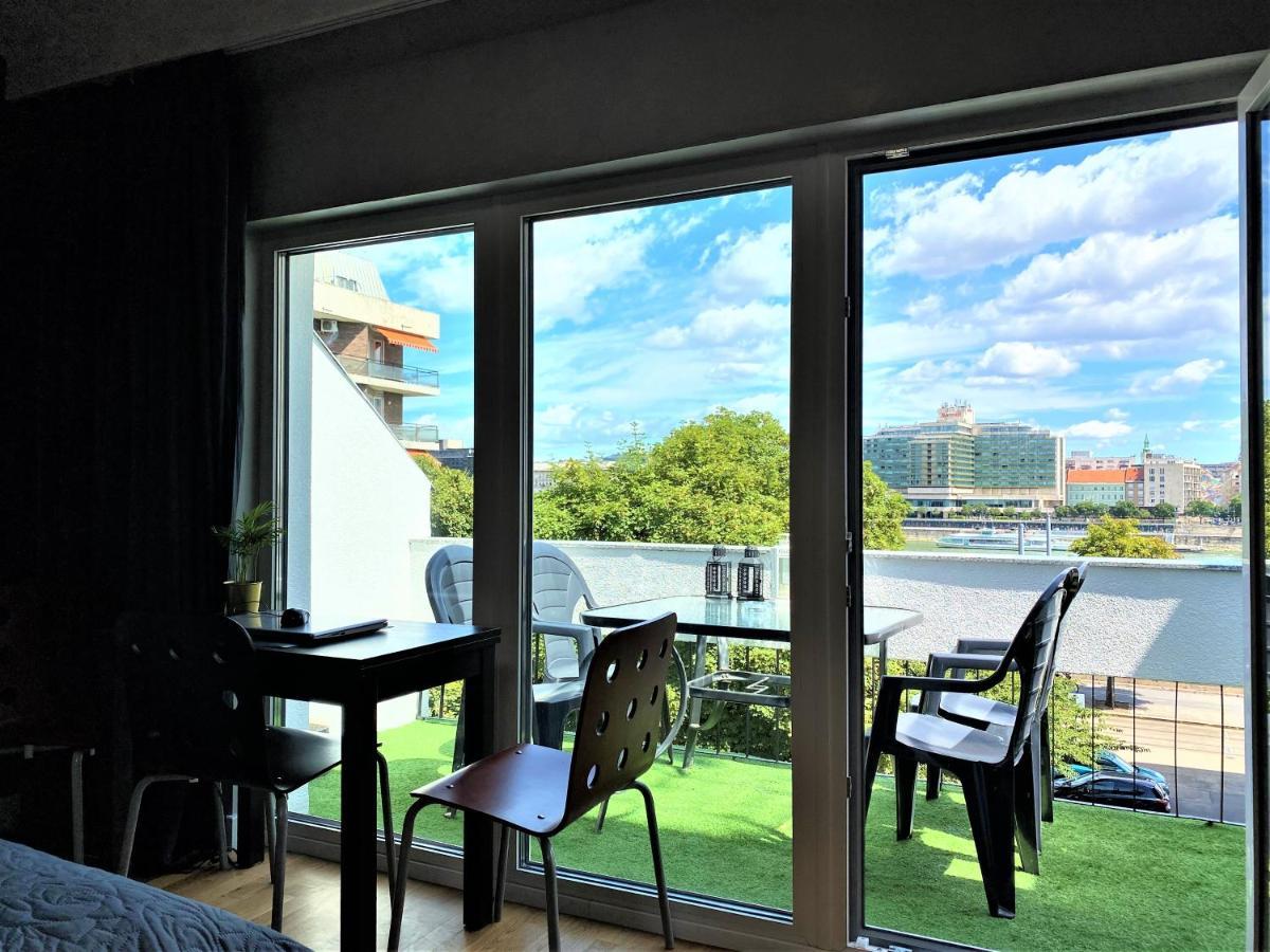 Danube View Artapartment With Balcony 布达佩斯 外观 照片